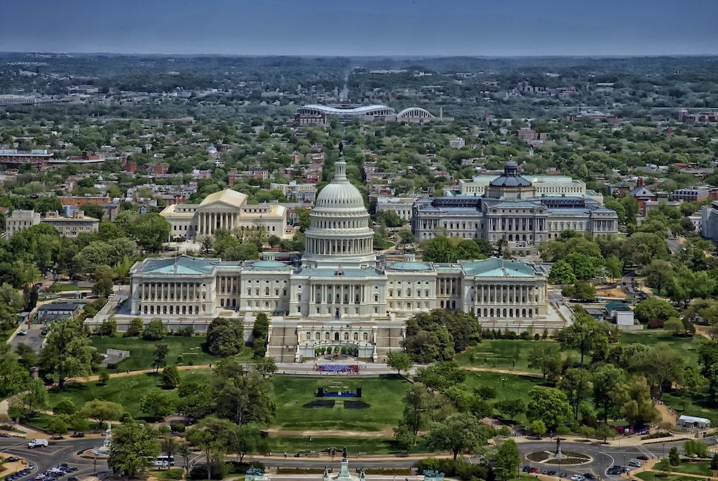 image of the capitol in washington dc for incentive and hotel review by micebook